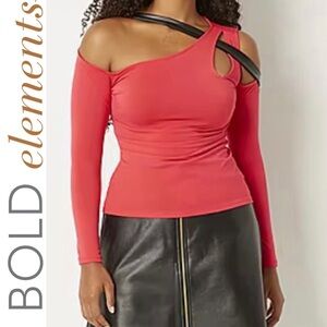 NWT. $44R Bold Elements Womens Long Sleeve Top.